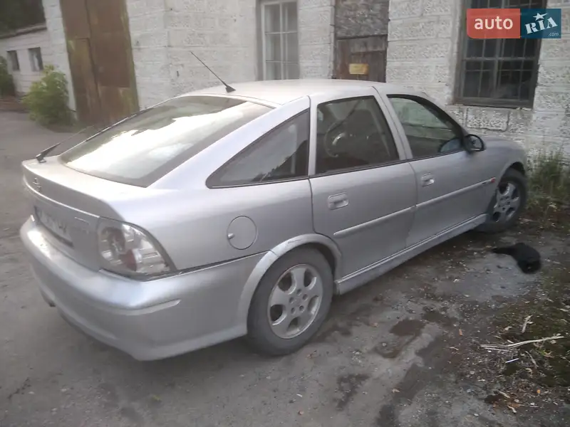 2000 opel vectra