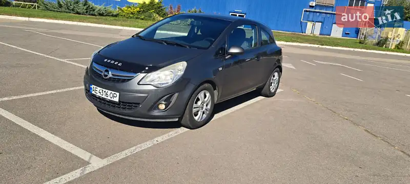 2011 opel corsa