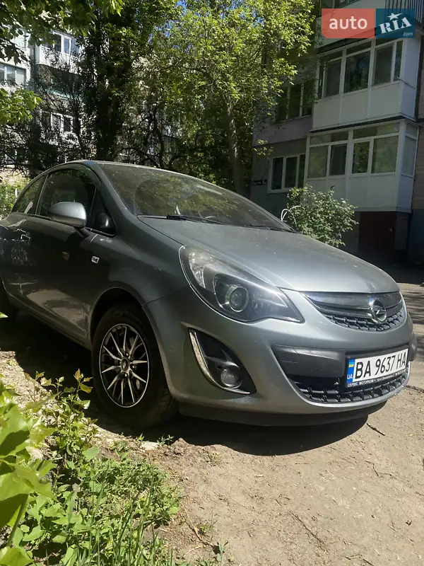 2011 opel corsa