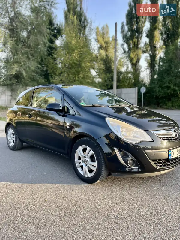2012 opel corsa