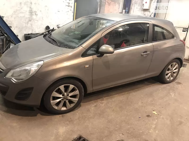 2013 opel corsa