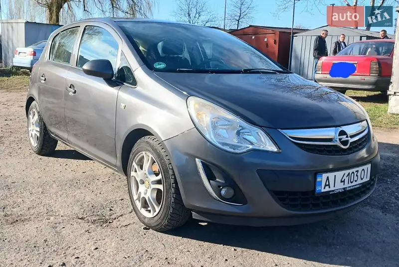 2011 opel corsa