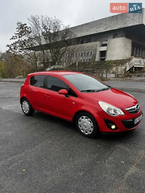 2012 opel corsa