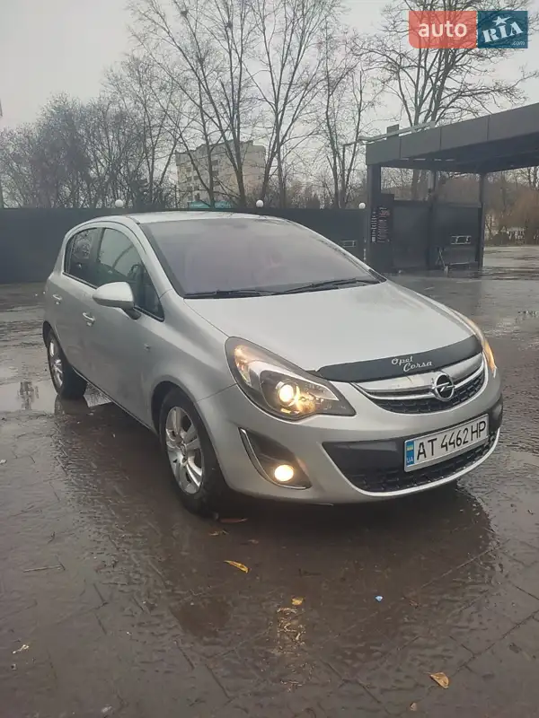 2012 opel corsa
