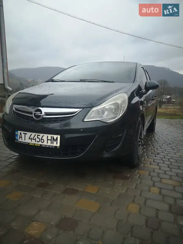 2012 opel corsa