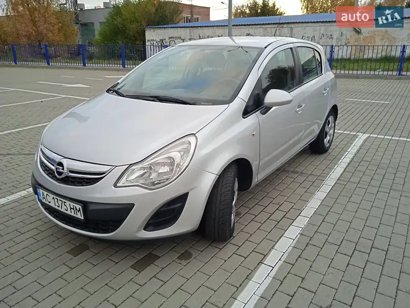 2012 opel corsa
