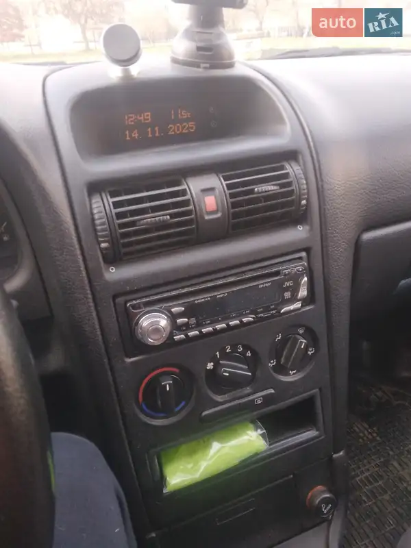 2005 opel astra