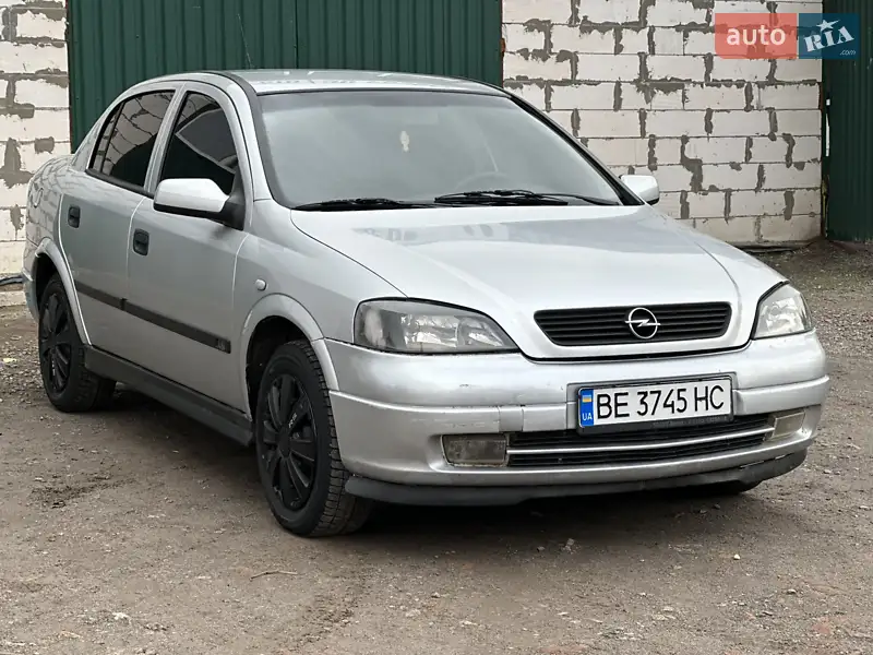 2004 opel astra