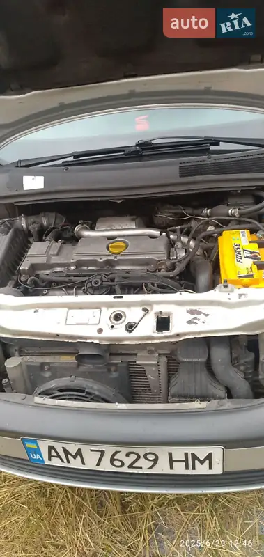 2001 opel zafira