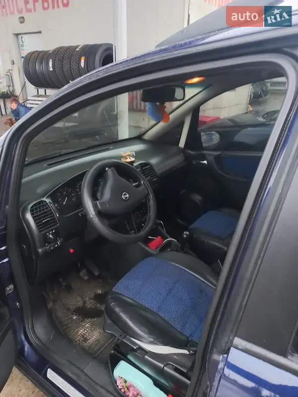 2001 opel zafira