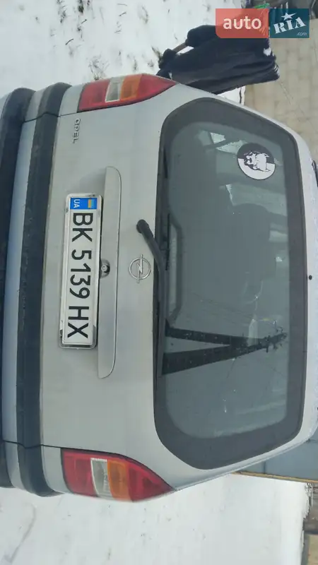 2002 opel zafira