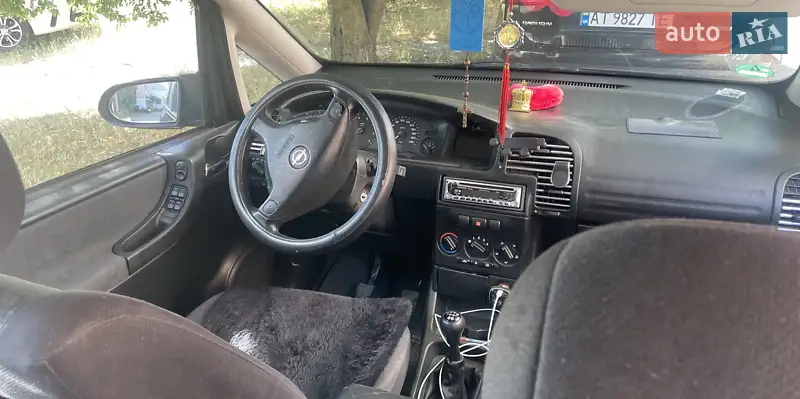 2002 opel zafira