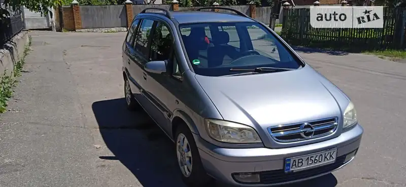 2004 opel zafira