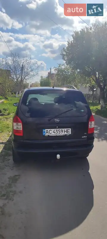 2004 opel zafira