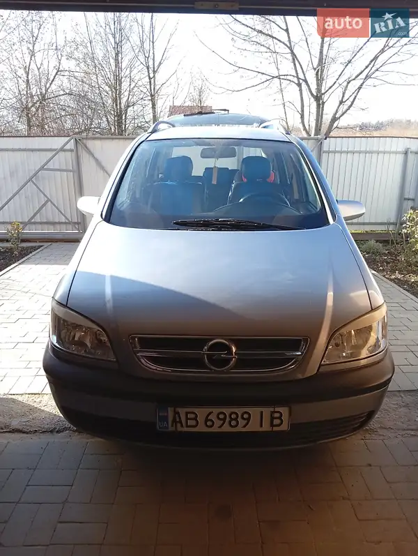 2004 opel zafira