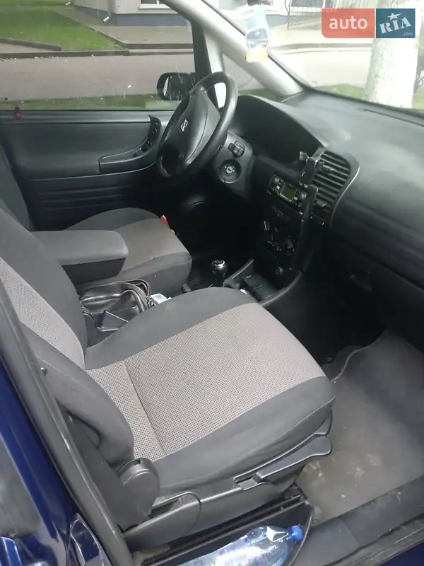 2004 opel zafira