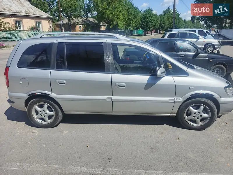 2005 opel zafira