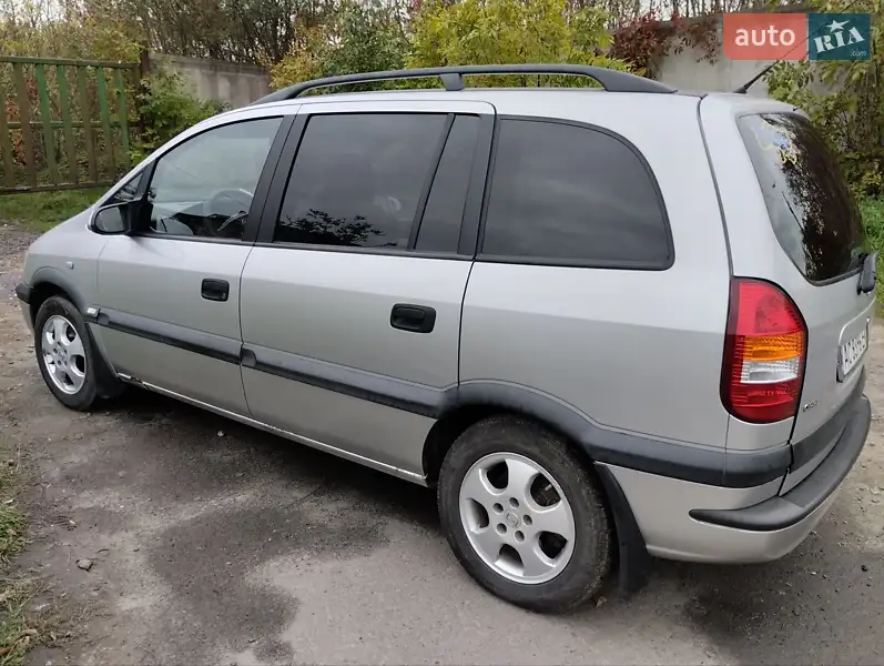 1999 opel zafira