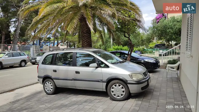 1999 opel zafira