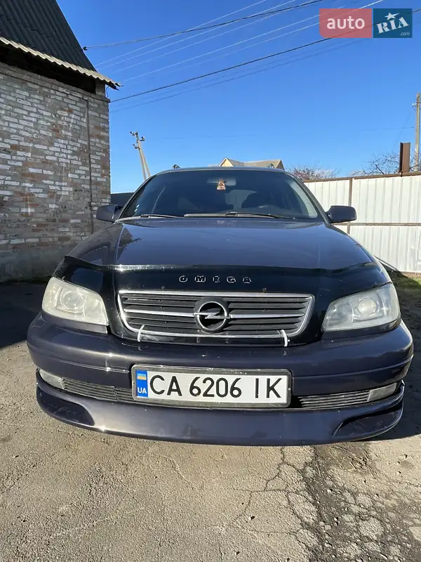 2000 opel omega caravan