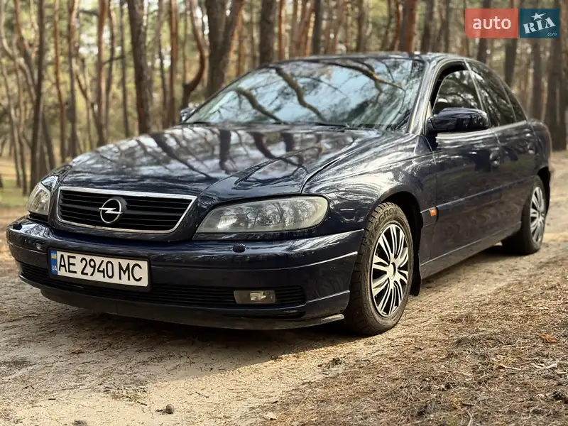 2001 opel omega