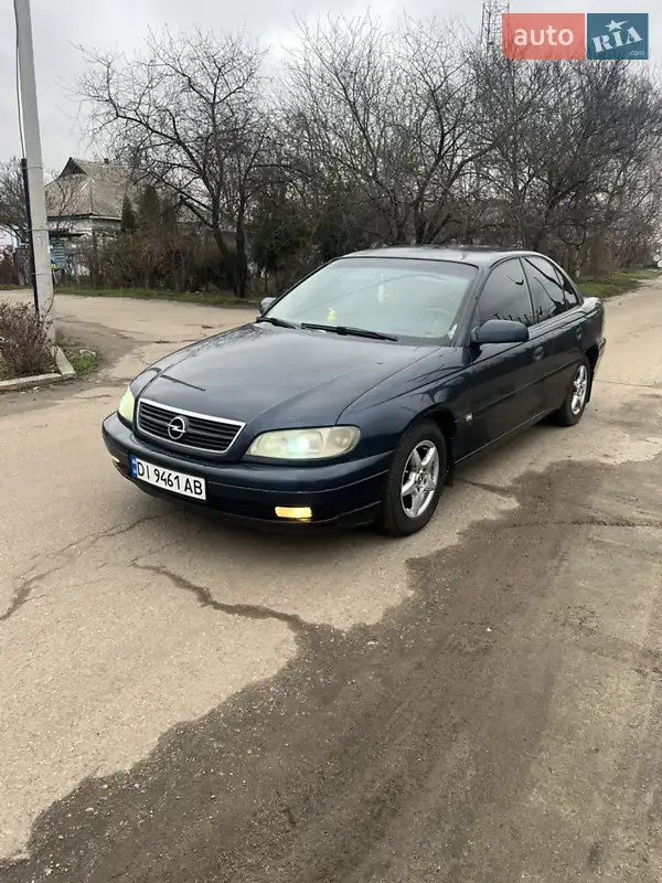 2002 opel omega