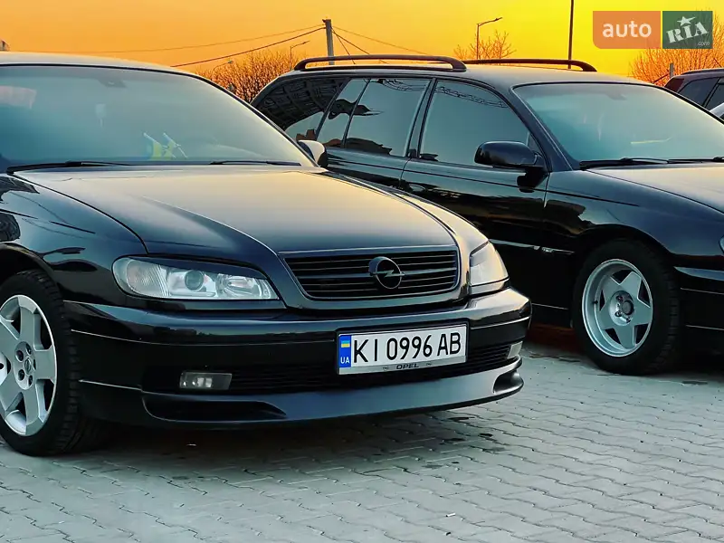 2003 opel omega