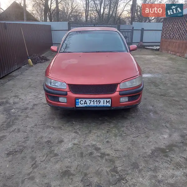 1997 opel omega