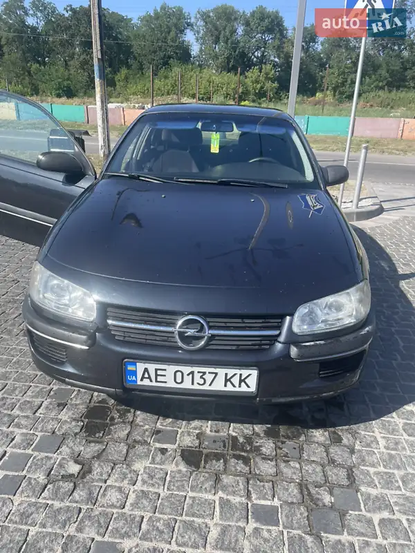 1998 opel omega