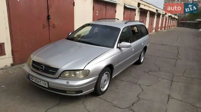 2000 opel omega