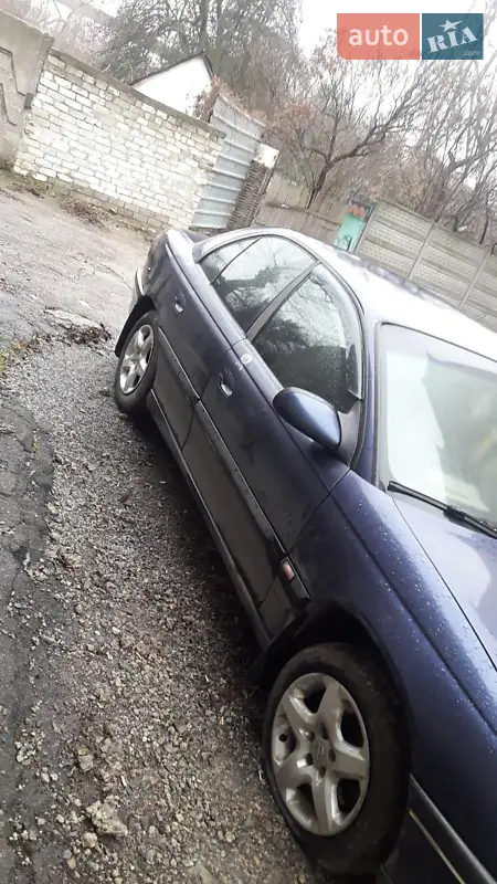 1998 opel omega