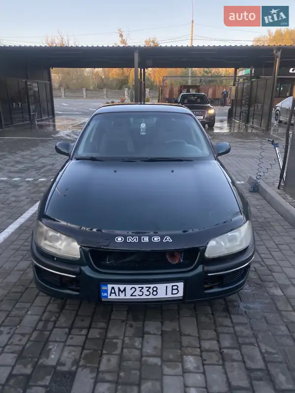 1999 opel omega