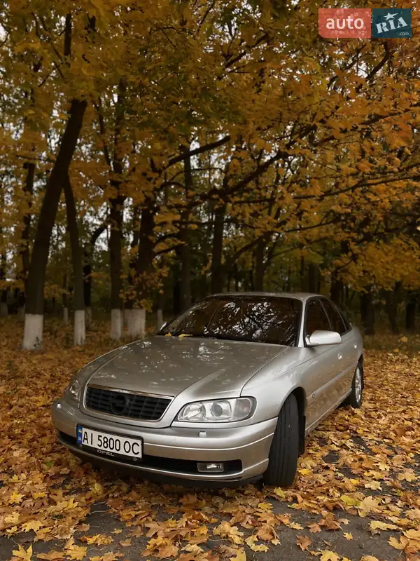2000 opel omega