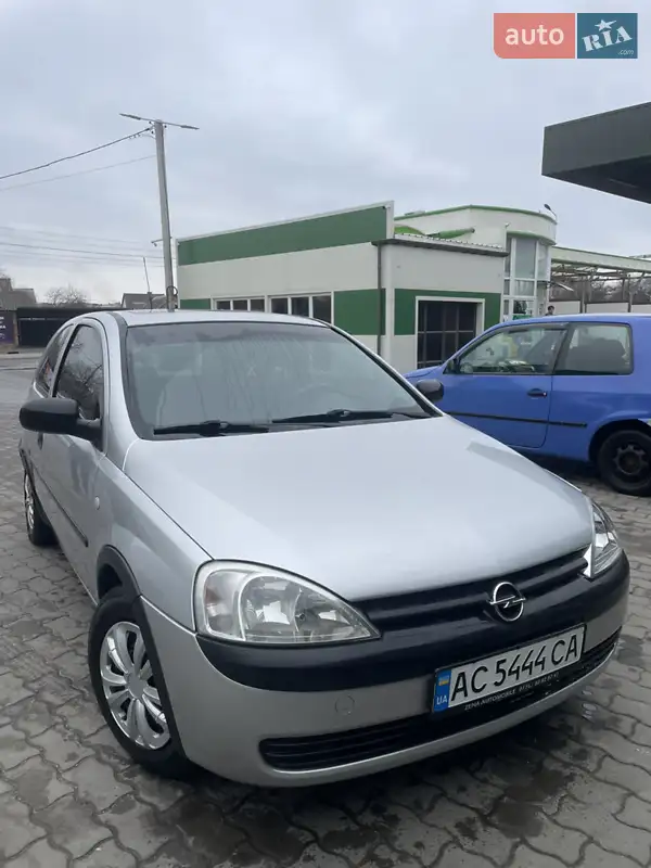2000 opel corsa