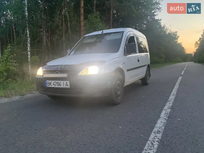 2006 opel combo