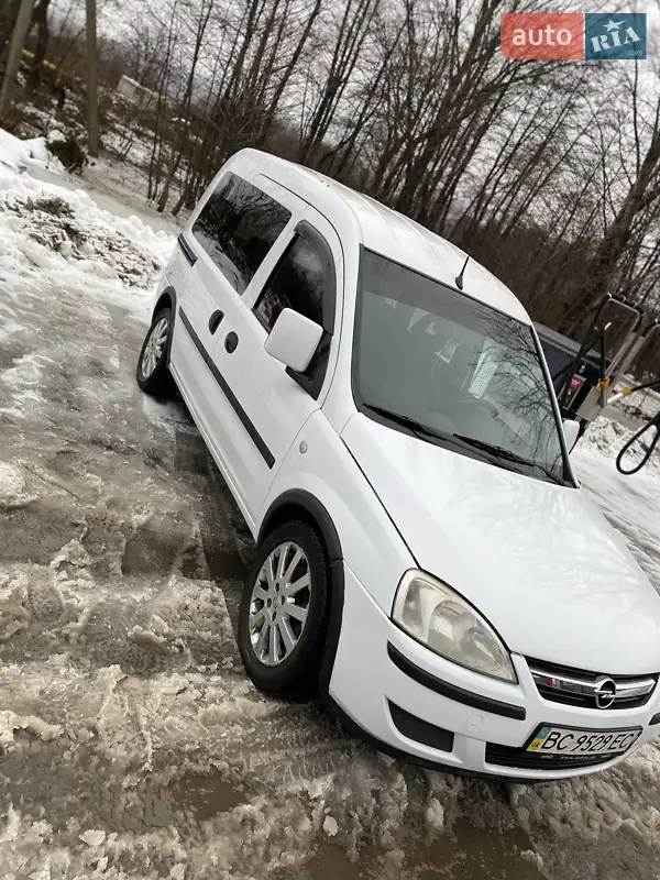 2009 opel combo-c