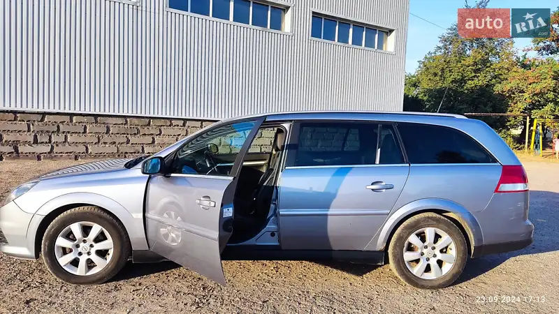 2008 opel vectra