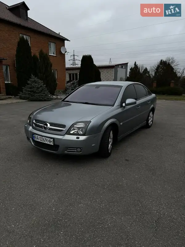 2005 opel vectra