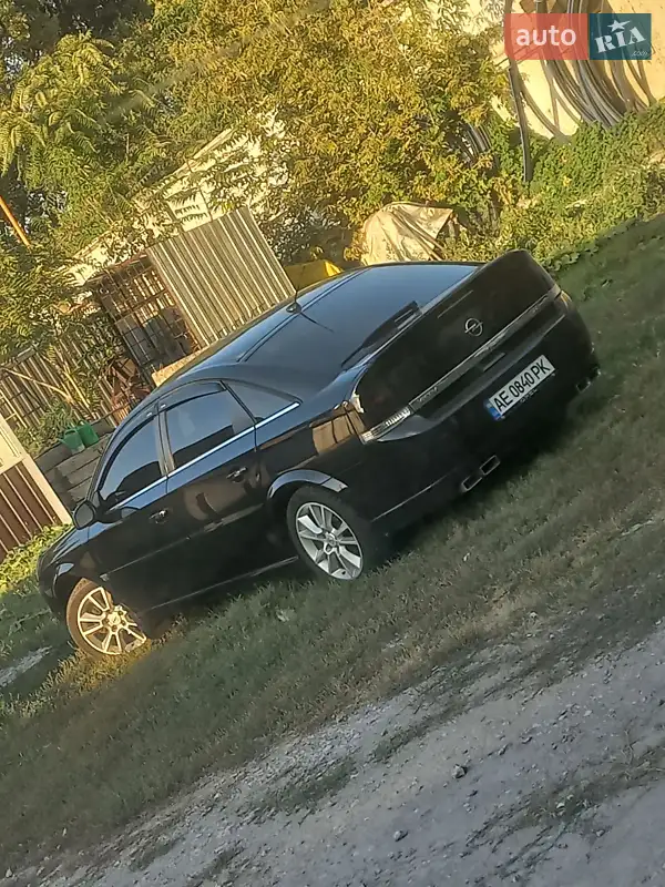2005 opel vectra