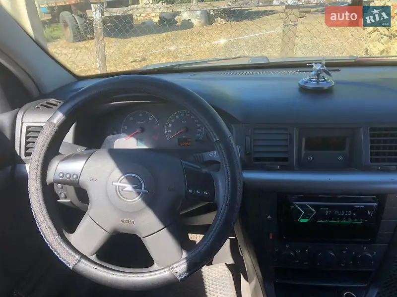2002 opel vectra