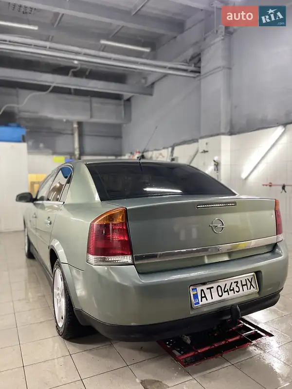 2004 opel vectra