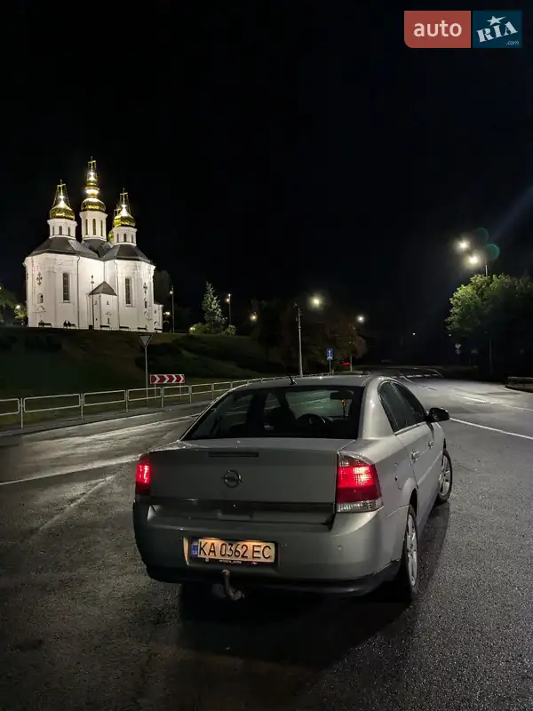 2004 opel vectra