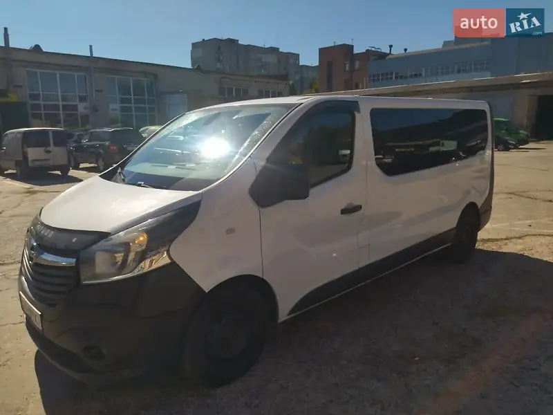 2016 opel vivaro