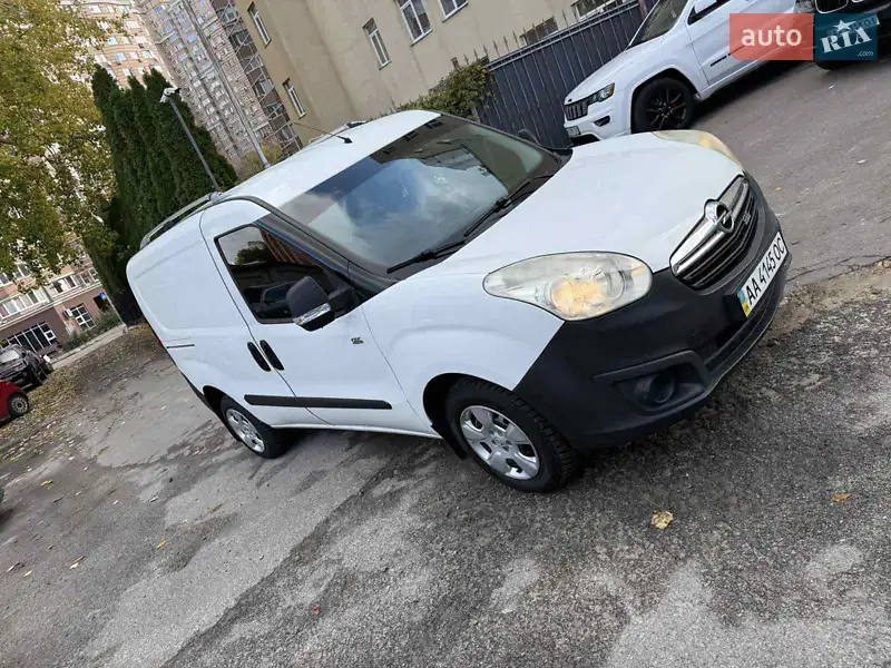 2012 opel combo