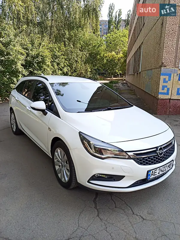 2017 opel astra
