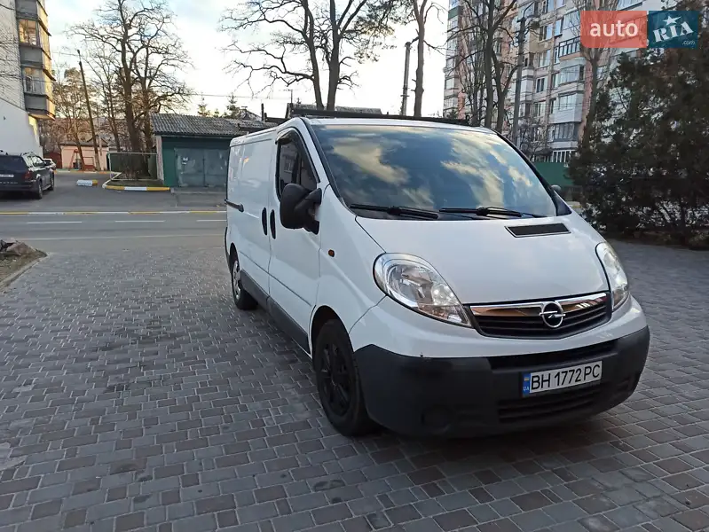 2013 opel vivaro