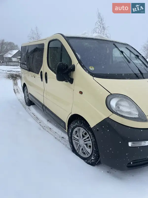 2004 opel vivaro