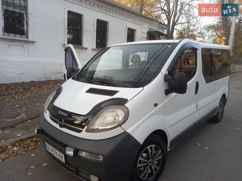2006 opel vivaro