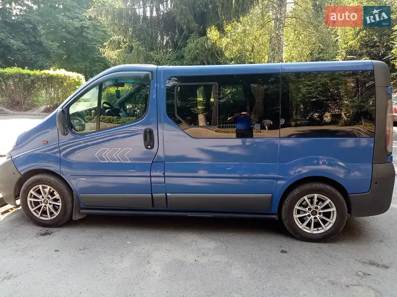 2004 opel vivaro