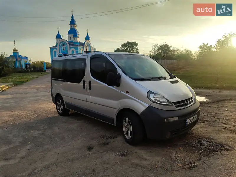 2005 opel vivaro